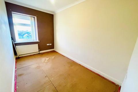 5 Bank Road, Llangennech, Llanelli, SA14 8UB