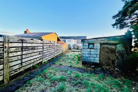 5 Bank Road, Llangennech, Llanelli, SA14 8UB