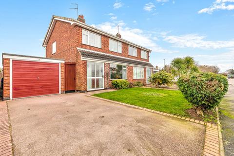 3 bedroom semi-detached house for sale, Bracken Dale, Leicester LE7