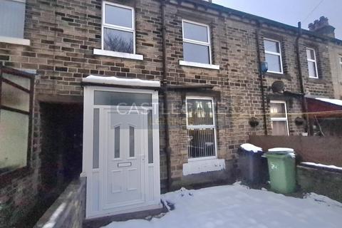 3 bedroom terraced house to rent, Cross Church Street, Paddock, Huddersfield, West Yorkshire