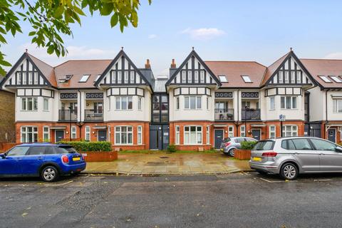 17, Lorde Court Shakespeare Road, London, W7 1LR