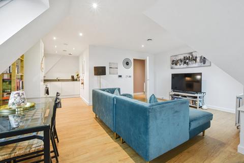 17, Lorde Court Shakespeare Road, London, W7 1LR