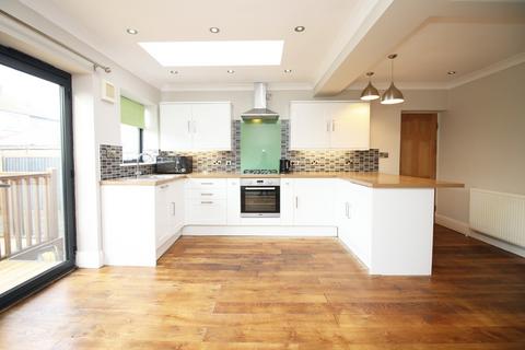 12 Cambridge Road, Thornton-cleveleys, FY5 1EP