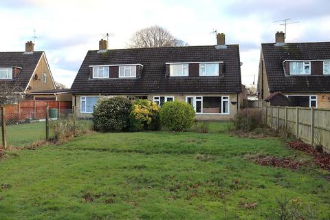 3 bedroom semi-detached house for sale, Cheyne Way, Farnborough GU14