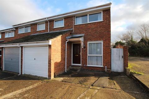 3 bedroom semi-detached house to rent, Church Field, Saffron Walden CB11