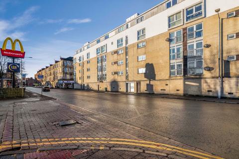 2 bedroom flat to rent, Pollokshaws Road, Strathbungo, Glasgow, G41