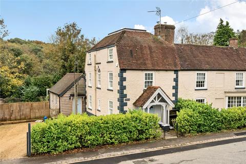 4 bedroom semi-detached house for sale, London Road, Rake, Liss, West Sussex, GU33