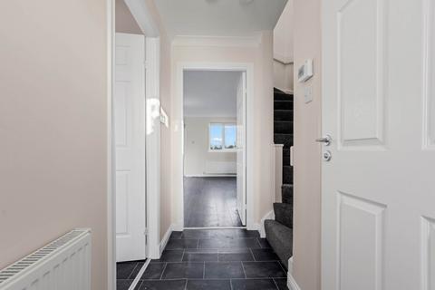 3 bedroom end of terrace house for sale, Elm Drive, Johnstone, PA5