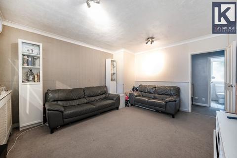 Flat 20, Packham Court Lavender Avenue, Worcester Park, KT4 8RS