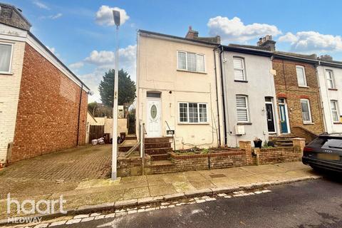 3 bedroom end of terrace house for sale, Sidney Road, Rochester