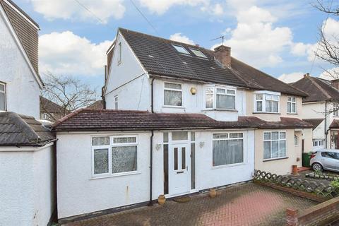 42 Victoria Avenue, Wallington, SM6 7JS