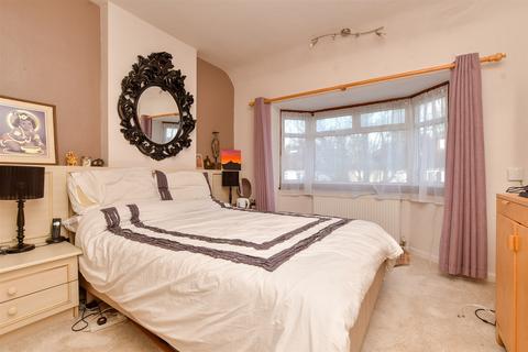 42 Victoria Avenue, Wallington, SM6 7JS