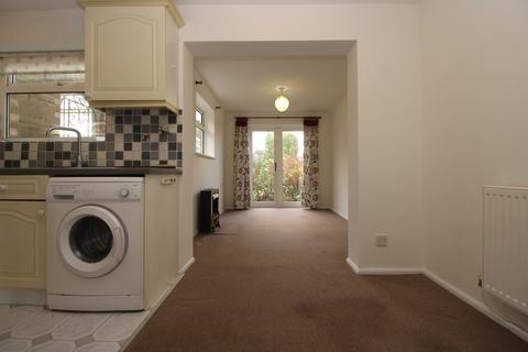 2 bedroom semi-detached house to rent, Laxton Gardens, Baldock, SG7