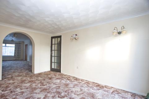 9 John Tapping Close, Walmer, Deal, CT14 7QY