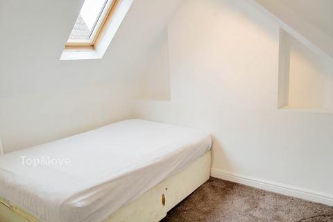 2 bedroom flat to rent, St Pauls Road, Thornton Heath, CR7