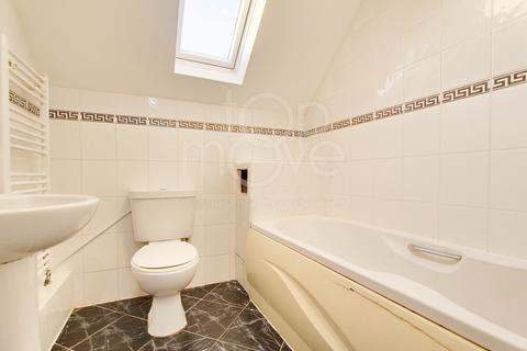 2 bedroom flat to rent, St Pauls Road, Thornton Heath, CR7