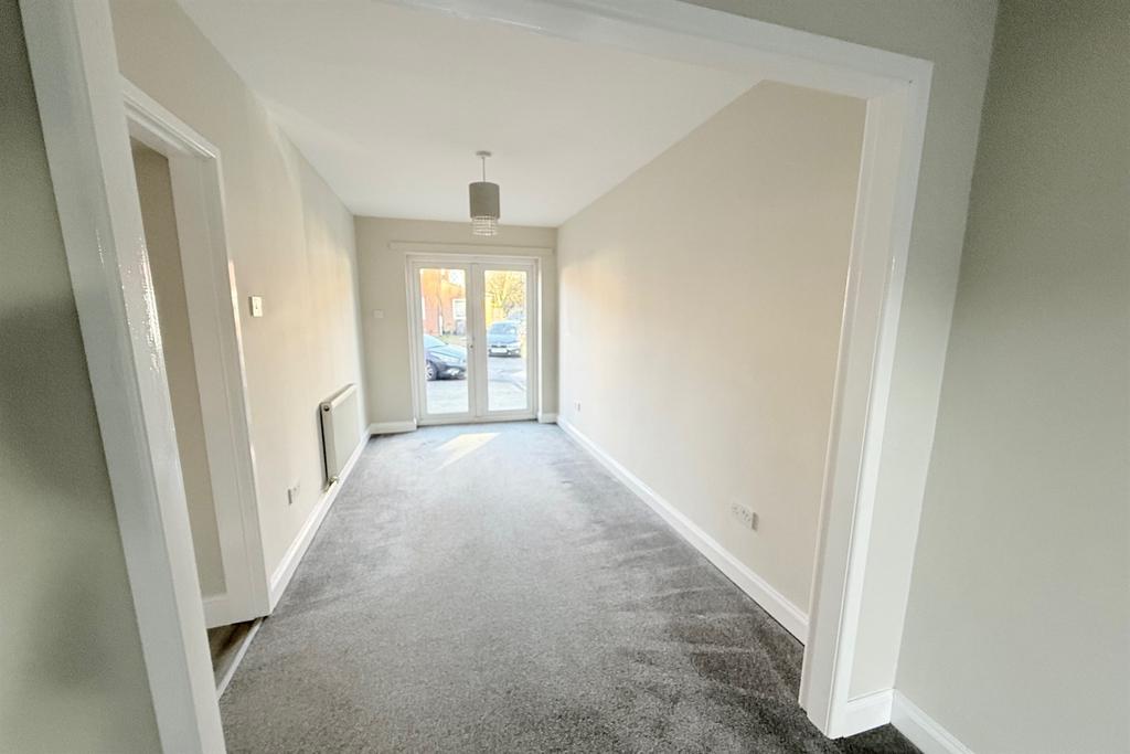 Sitting Room/Second