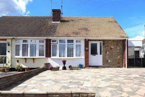 2 bedroom semi-detached bungalow for sale, Fulford Drive, Eastwood, Leigh-on-Sea, SS9