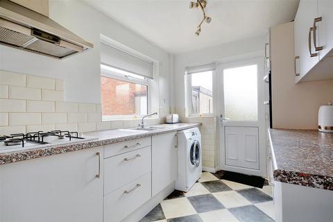 3 bedroom semi-detached house for sale, Sisley Avenue, Stapleford, Nottingham