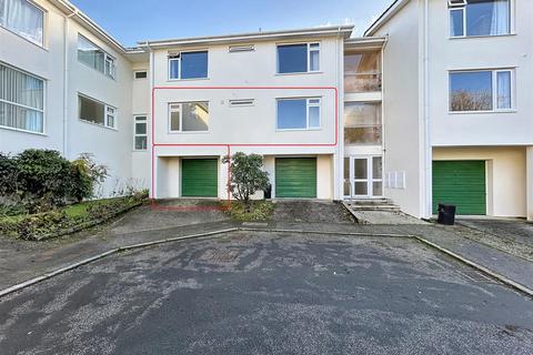 2 bedroom flat for sale, Elm Court Gardens, Truro