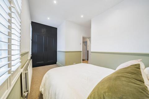 92 Nelson Road, London, SW19 1HX