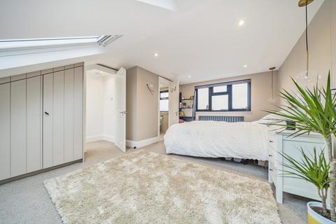 92 Nelson Road, London, SW19 1HX