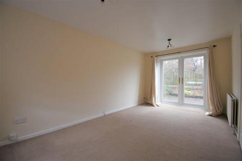 1 bedroom ground floor flat to rent, Bath Street, Huddersfield HD1