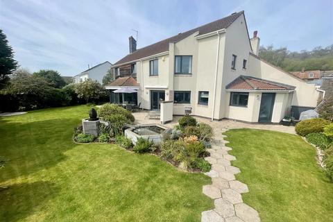 Gordano Lodge Clevedon Road, Weston In Gordano, Bristol, BS20 8PZ