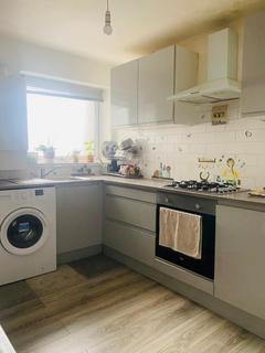 2 bedroom apartment to rent, Sutton,  London,  SM1