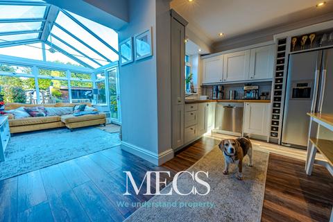 14 Edward Road, Oldbury, B68 0LY