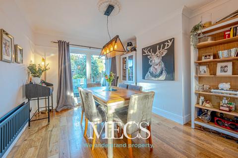 14 Edward Road, Oldbury, B68 0LY