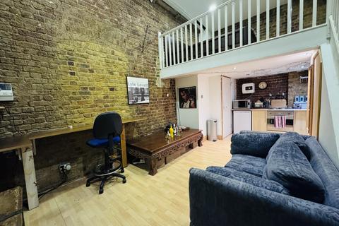 1 bedroom apartment to rent, London EC2A