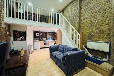 1 bedroom apartment to rent, London EC2A