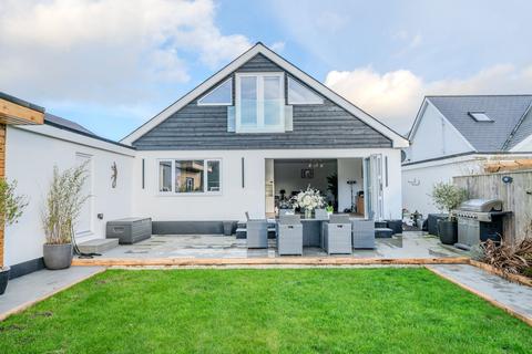 5 bedroom chalet for sale, Burford Close, Christchurch BH23