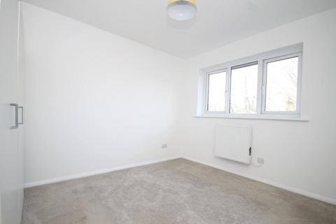 1 bedroom apartment for sale, BRACKEN CLOSE, GREAT BOOKHAM, KT23