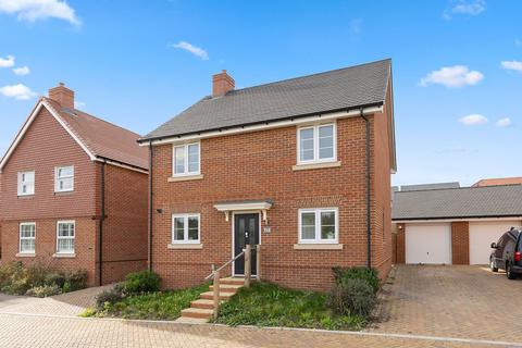 4 bedroom detached house for sale, Gravesend DA11