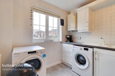 3 bedroom terraced house for sale, Chatsworth Park Avenue, STOKE-ON-TRENT