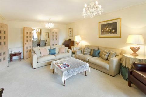 3 bedroom flat for sale, Kensington West, Blythe Road, London, W14