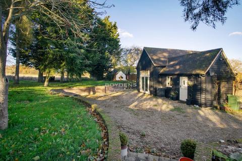 1 bedroom detached bungalow for sale, Green Farm Road, Colchester CO6