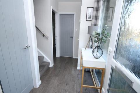 14 Brackendale Parade, Bradford, BD10 0SR