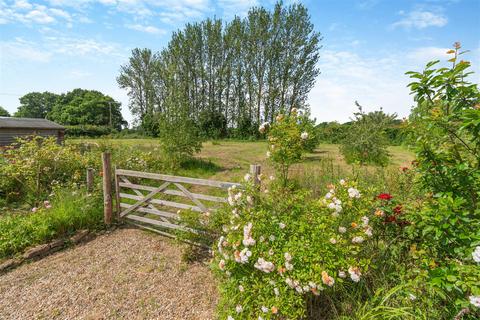 4 bedroom detached house for sale, Crumps Lane, Ulcombe, Maidstone