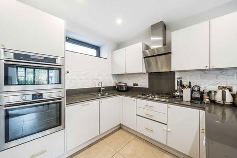 3 bedroom house for sale, Pipit Drive, London SW15