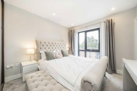 3 bedroom house for sale, Pipit Drive, London SW15