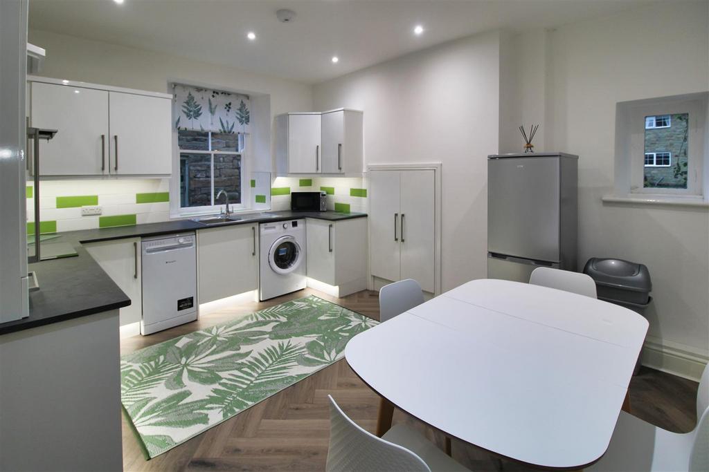 Kitchen Dining Room.jpg