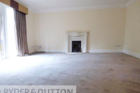 17 Hollinview Close, Rawtenstall, Rossendale, BB4 8DQ