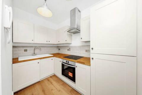 1 bedroom flat to rent, St Leonards Road, Poplar, London, E14