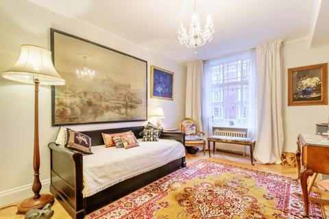 4 bedroom flat for sale, Queensway, Bayswater, London, W2