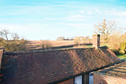 4 bedroom house to rent, Swyncombe, between Watlington & Henley