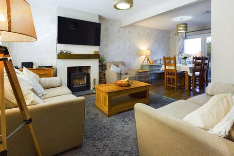 30 Chipperfield Drive, Bristol, BS15 4DP