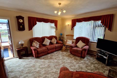 2 The Close, Camelford, PL32 9TW